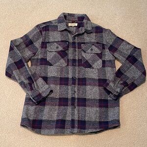 Boston Traders - Button Up Plaid Long Sleeve Grey Flannel - Size: CH - Small